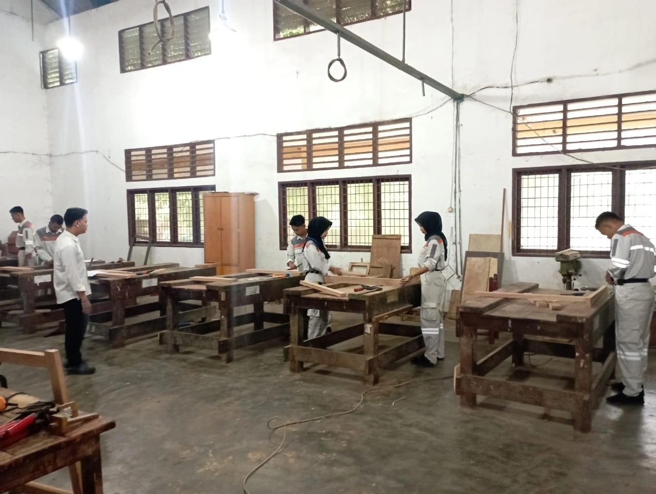 Ruang Praktek Teknik Kontruksi dan Perumahan